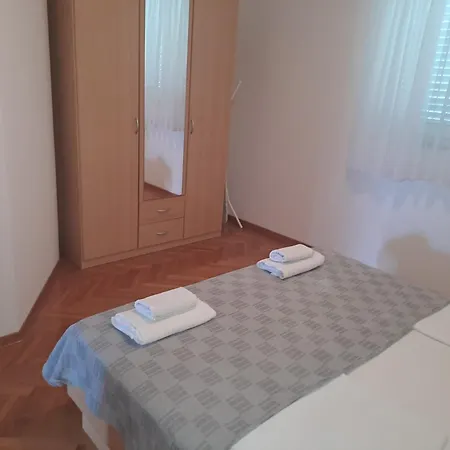 Apartment Zarok Baska (Krk)