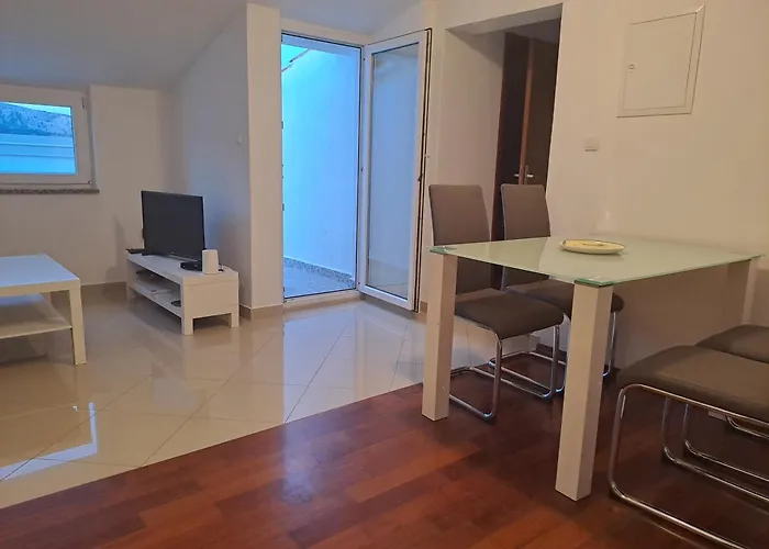 Zarok Apartment *