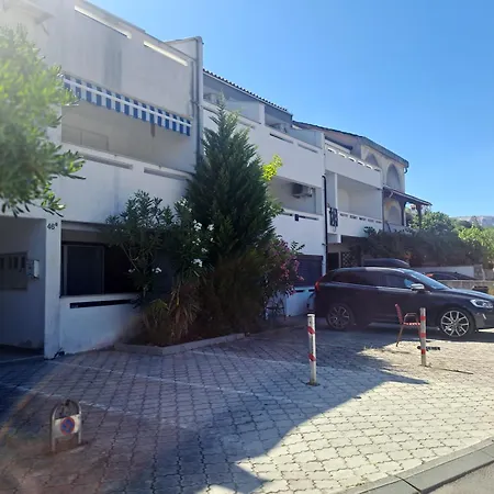 Zarok Apartment *